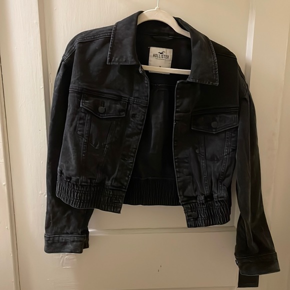 Hollister Jackets & Blazers - Hollister Black Cropped Denim Jacket